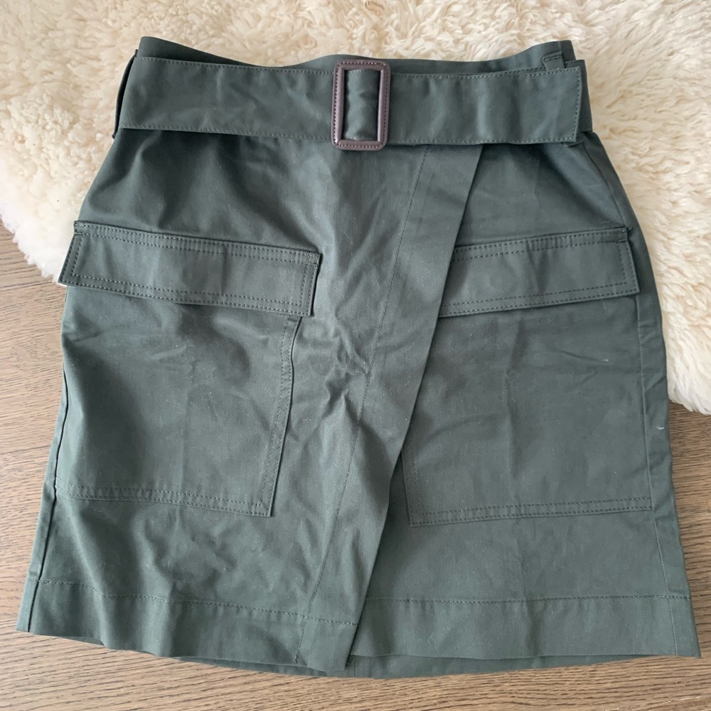 Banana Republic Dark Green Skirt with Belt - NEW